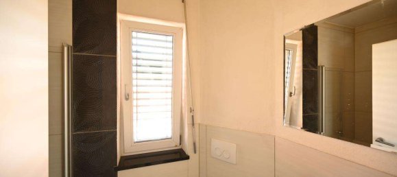 Casa de 5 divisões em Neustadt an der Waldnaab, Germany N.º 317906 10