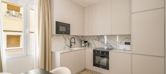 3 bedrooms Apartment in Madrid, Spain No. 113287 3