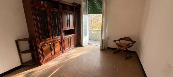 4 rooms Apartment in Cairo Montenotte, Italy No. 120743 3