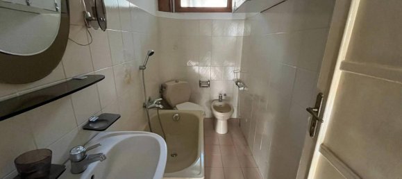 4 rooms Apartment in Cairo Montenotte, Italy No. 120743 9