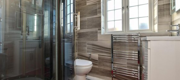 4 غرف نوم منزل في Walthamstow, United Kingdom رقم 4001 7