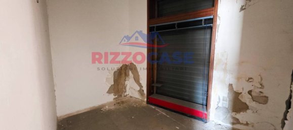 5 bedrooms House in Corigliano Rossano, Italy No. 301992 7