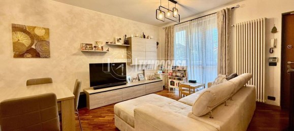 Apartamento de 2 dormitorios en Lodi, Italy No. 307950 11