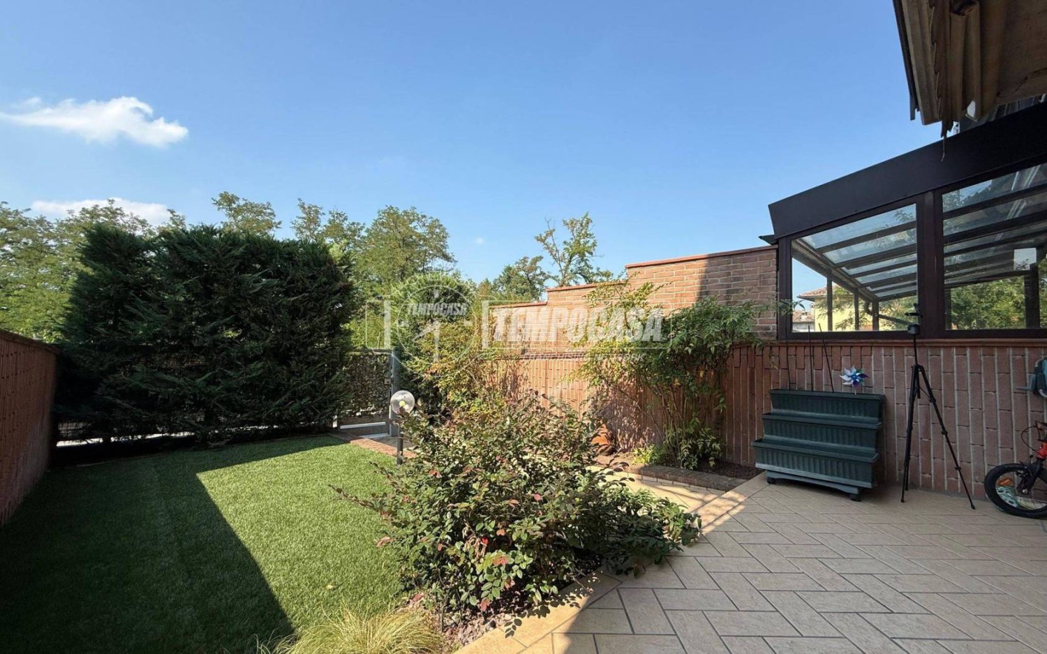 Apartamento de 2 dormitorios en Lodi, Italy No. 307950