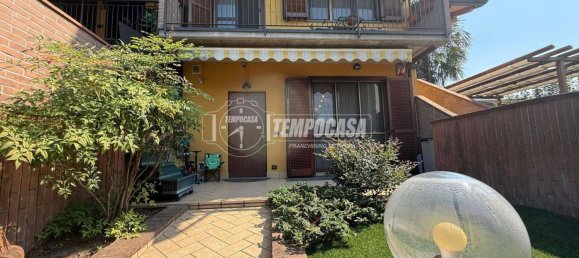 Apartamento de 2 dormitorios en Lodi, Italy No. 307950 15