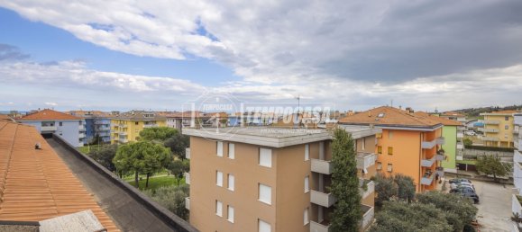 2 bedrooms Apartment in Potenza Picena, Italy No. 61183 35