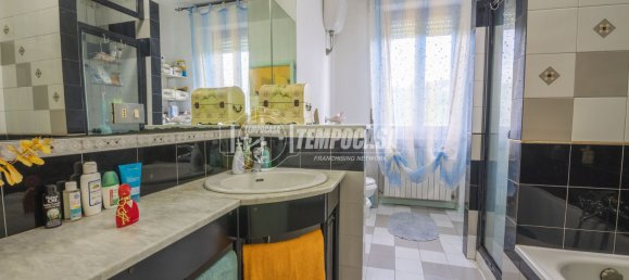 2 bedrooms Apartment in Potenza Picena, Italy No. 61183 7