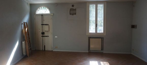 7-salle Maison à Ravenna, Italy No. 285211 9