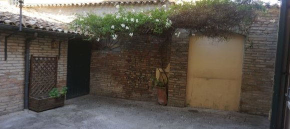 7-salle Maison à Ravenna, Italy No. 285211 5