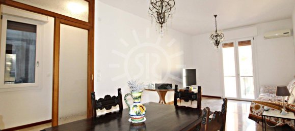 3 bedrooms Apartment in Bologna, Italy No. 26481 16