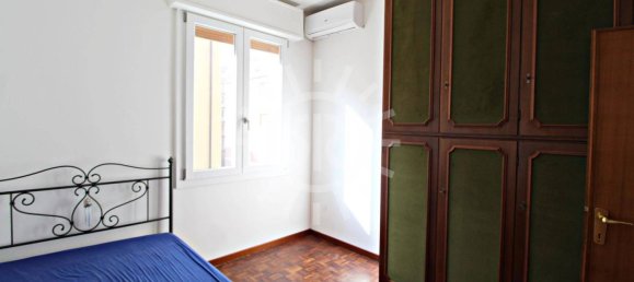 3 bedrooms Apartment in Bologna, Italy No. 26481 12