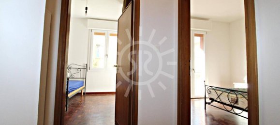 3 bedrooms Apartment in Bologna, Italy No. 26481 8
