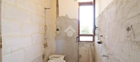 Квартира с 3 спальнями в Портичи, Италия № 192064 19