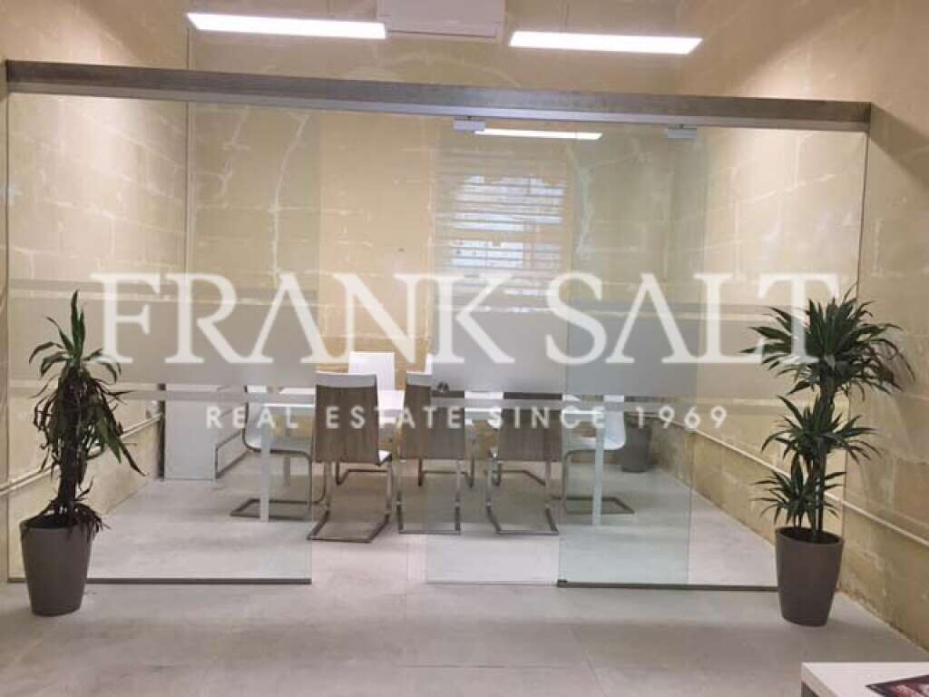 Büro in Valletta, Malta 90m², Nr. 12801