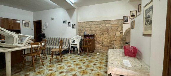 4 rooms House in Modica, Italy No. 232335 8