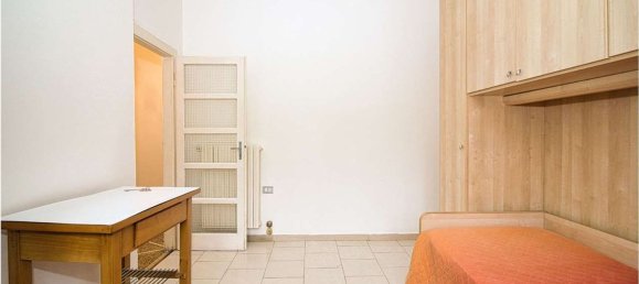 3 bedrooms Apartment in Carpi, Italy No. 327210 9