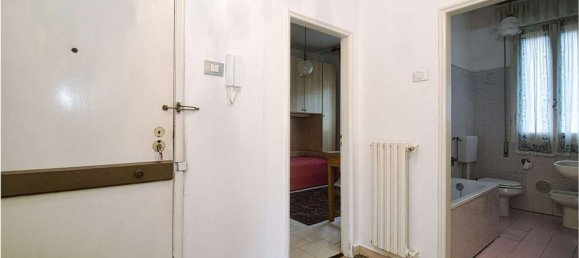 3 bedrooms Apartment in Carpi, Italy No. 327210 6