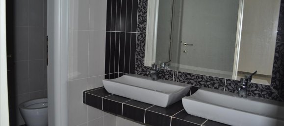 470m² Property in Thermi, Greece No. 7481 4