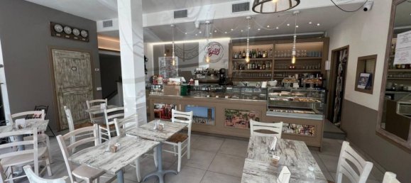 2غرفة عقار تجاري في Arsago Seprio, Italy رقم 301431 16