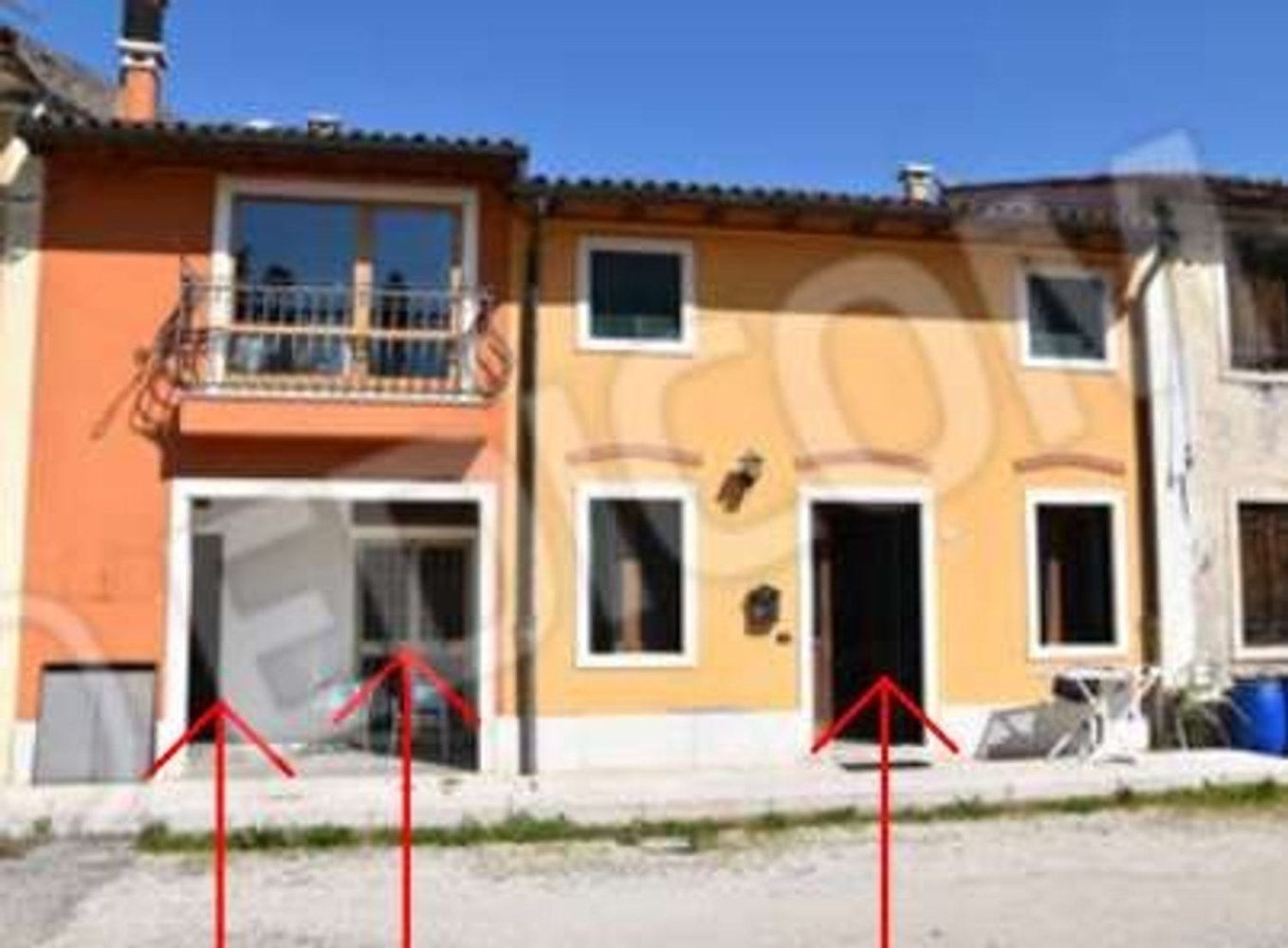 4 rooms Apartment in Gambellara, Italy No. 308035