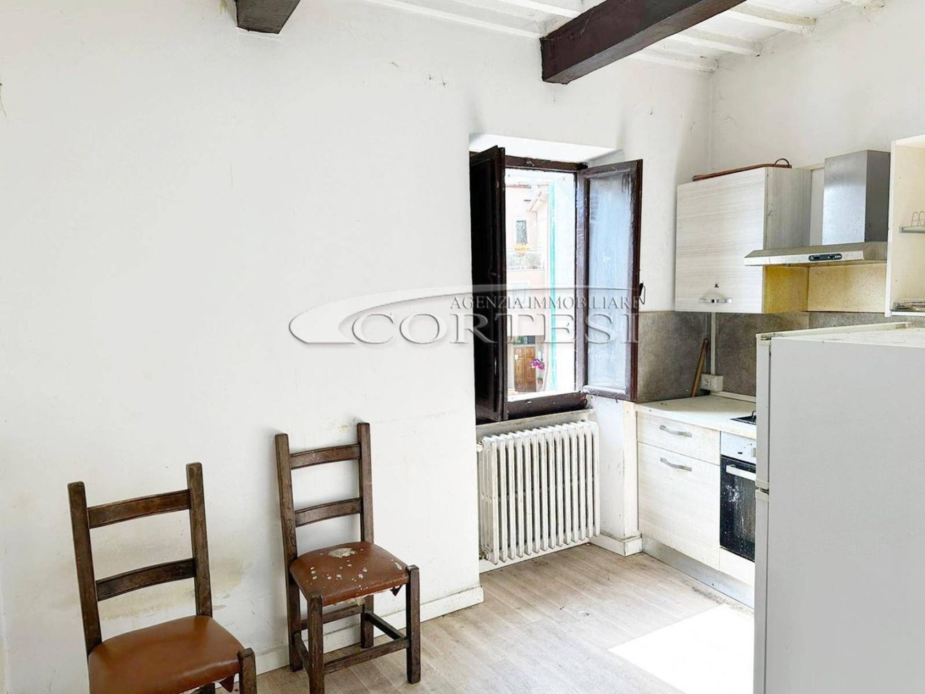 6 rooms Apartment in San Giustino, Italy No. 112510