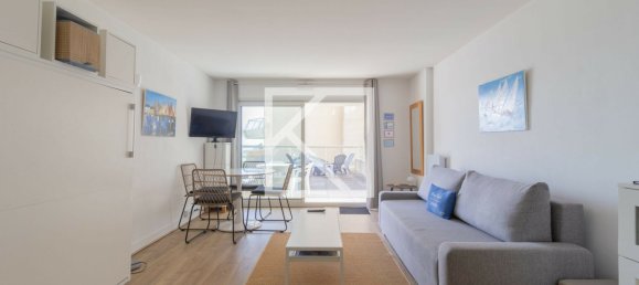 Квартира с 1 спальней в Ла Боль-Эскублак, Франция № 333292 2