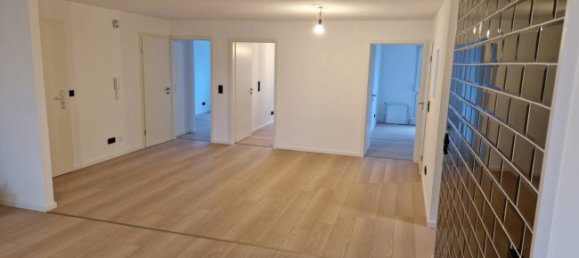 Apartamento de 3 dormitorios en Lorrach, Germany No. 114900 4