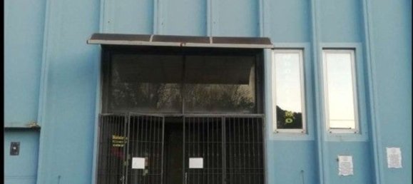 Склад с 3 комнатами в Кастельбеллино, Италия № 73785 2