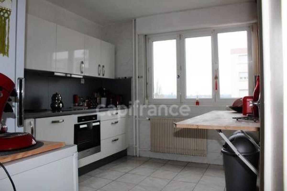 Apartamento com 2 quartos em condomínio em Mulhouse, France N.º 32490