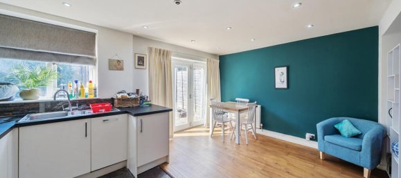 3 Schlafzimmer Haus in London, United Kingdom, Nr. 7616 10