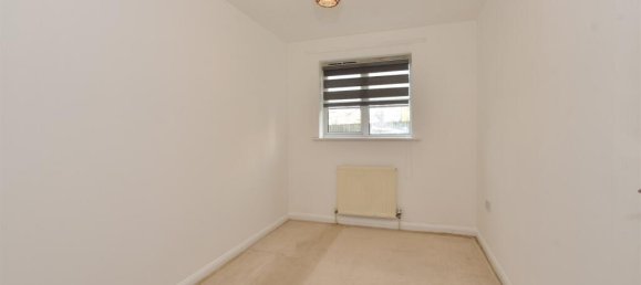 2 Schlafzimmer Wohnung in Essex, United Kingdom, Nr. 3987 13