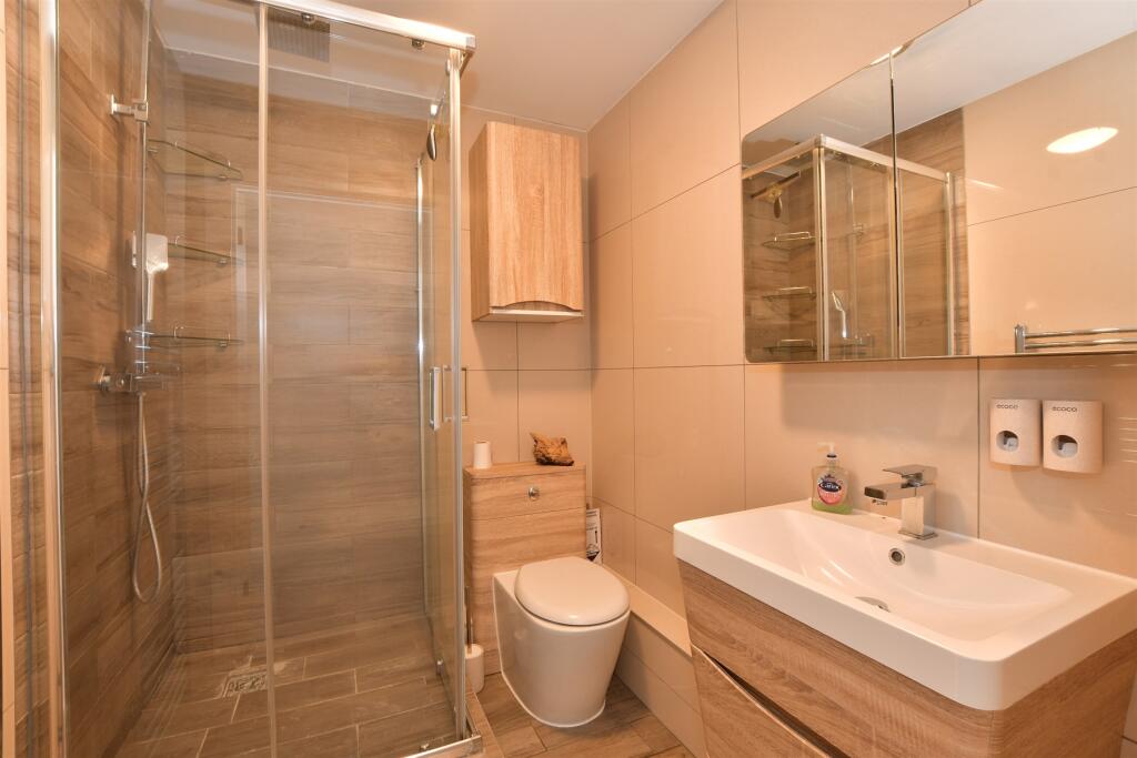 2 Schlafzimmer Wohnung in Essex, United Kingdom, Nr. 3987