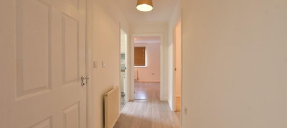 2 Schlafzimmer Wohnung in Essex, United Kingdom, Nr. 3987 4