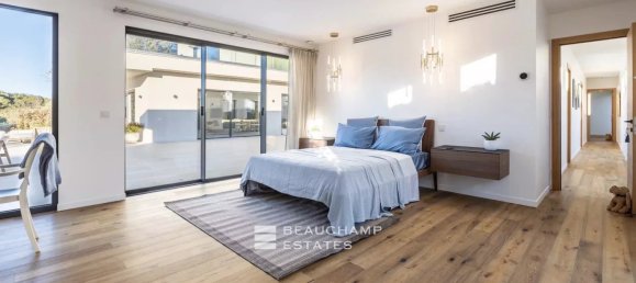 6 bedrooms Villa in Le Cannet, France No. 295454 7