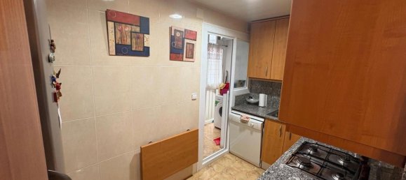 4 bedrooms Apartment in Terrassa, Spain No. 152840 9