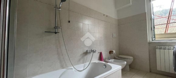 3 rooms Apartment in Follo, Italy No. 4345 26