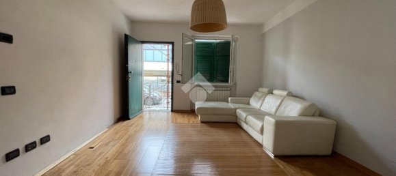 3 rooms Apartment in Follo, Italy No. 4345 4