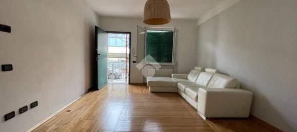 3 rooms Apartment in Follo, Italy No. 4345 25