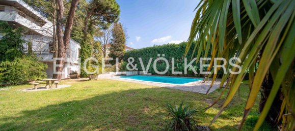 5 bedrooms Villa in Casorate Sempione, Italy No. 283620 7