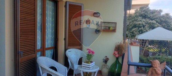 4 bedrooms Villa in Massa e Cozzile, Italy No. 270817 2