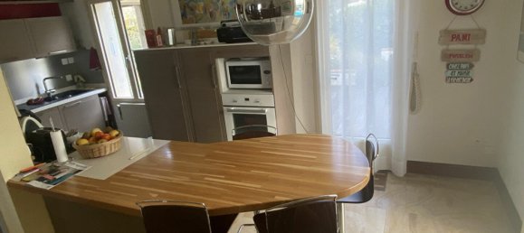 Casa de 3 dormitorios en Chalonnes-sur-Loire, France No. 360585 9