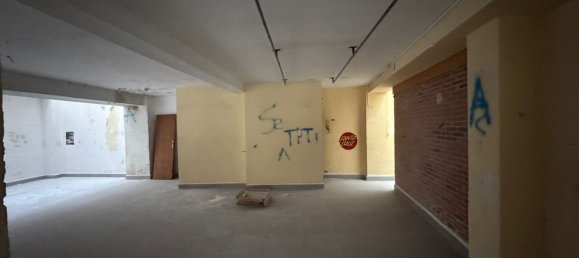 145m² Commercial property in Jaen, Spain No. 151475 4