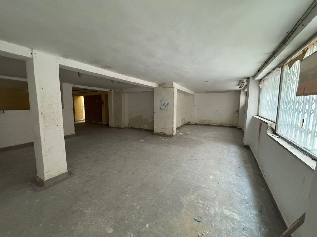 145m² Commercial property in Jaen, Spain No. 151475