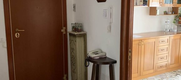 3 rooms Apartment in Bari, Italy No. 79862 28