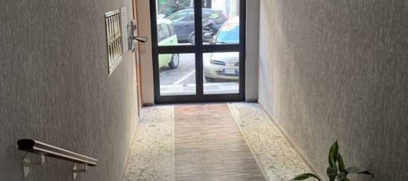 3 rooms Apartment in Bari, Italy No. 79862 32