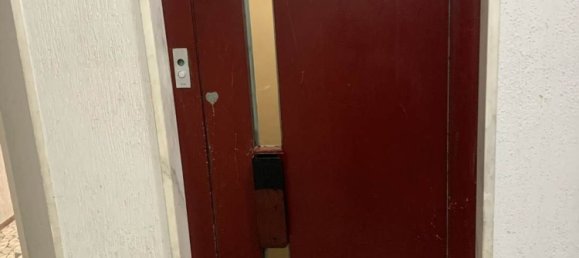 3 rooms Apartment in Bari, Italy No. 79862 6