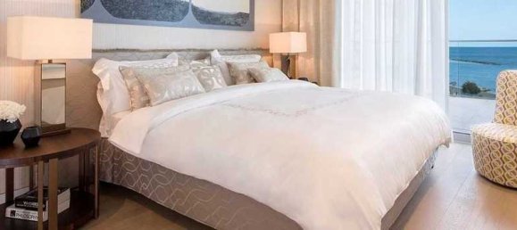 3 bedrooms Apartment in Limassol, Cyprus No. 8058 2