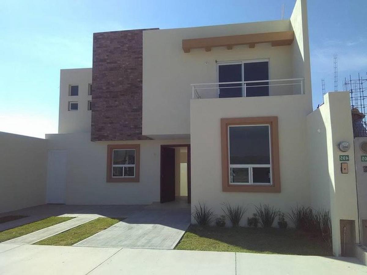 3 bedrooms House in San Luis Potosi, Mexico No. 151100