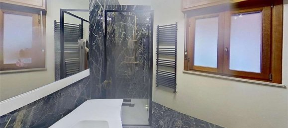 4 غرف نوم شقة في Pisa, Italy رقم 312101 31