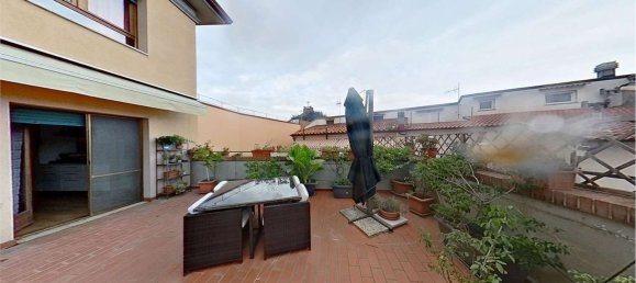 4 غرف نوم شقة في Pisa, Italy رقم 312101 3